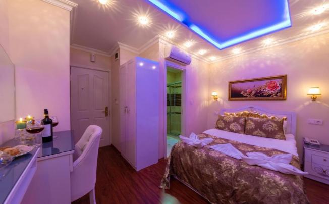 Фото отеля Charm Hotel