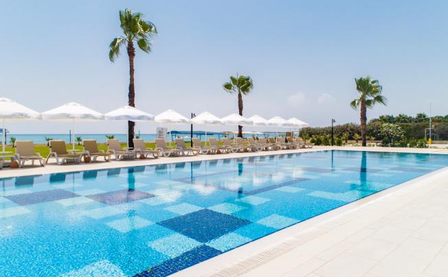 Фото отеля Crystal Boutique Beach Resort