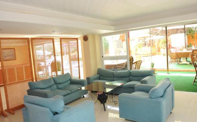 Фото отеля Holiday World Hotel