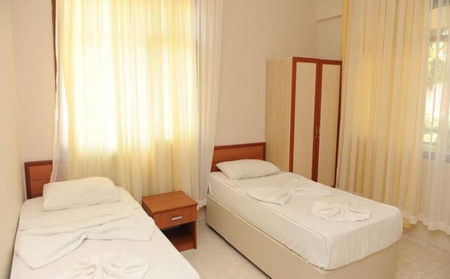 Фото отеля Holiday World Hotel