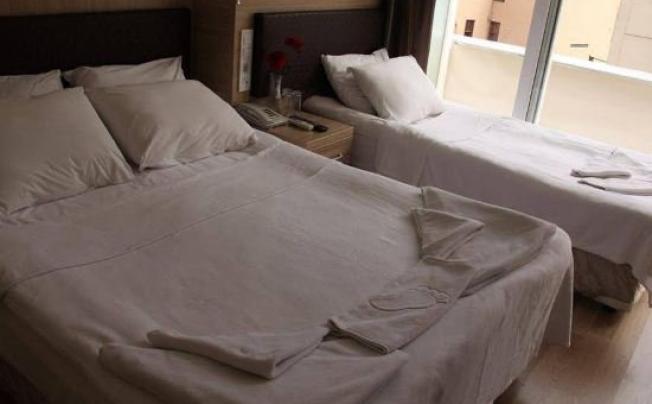 Фото отеля Bonjour Guest House
