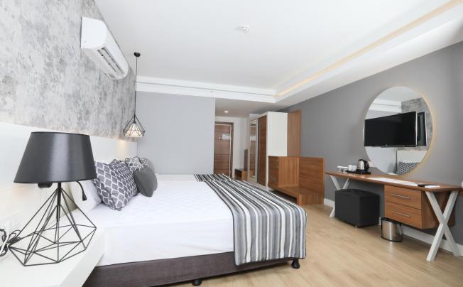 Фото отеля Sherwood Suites Resort hotel