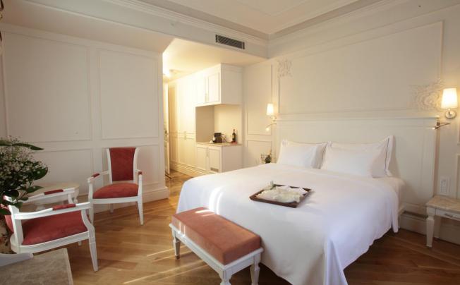 Фото отеля Corinne Hotel