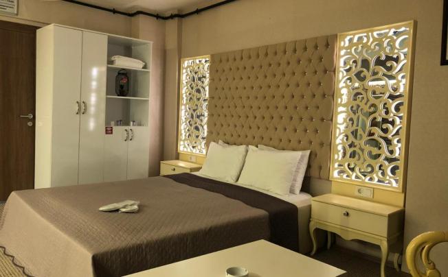 Фото отеля LIZZIA BUTIK HOTEL