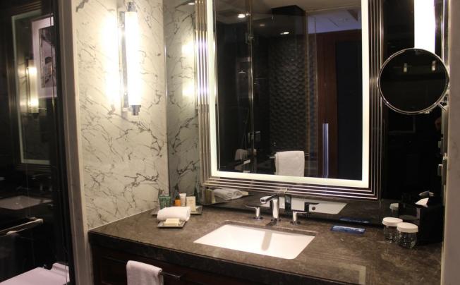 Фото отеля Hilton Istanbul Bomonti Hotel & Conference Center 