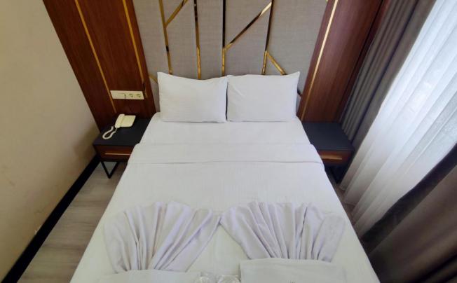 Фото отеля THE GOLDEN PERAS HOTEL