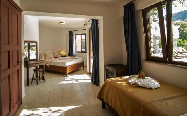 Фото отеля TURAY HOTEL