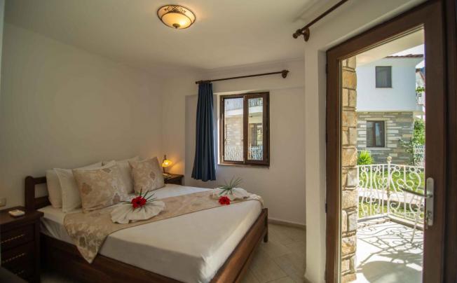 Фото отеля TURAY HOTEL