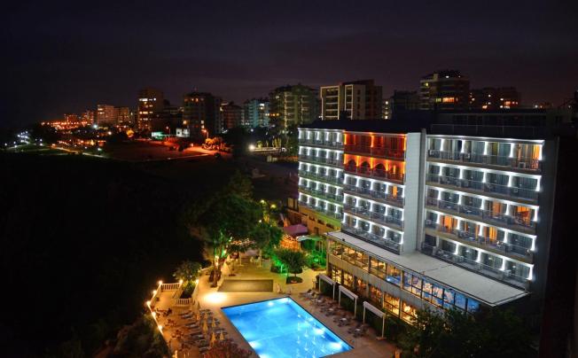 Фото отеля Lara Hotel