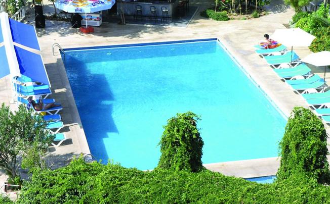 Фото отеля Lara Hotel