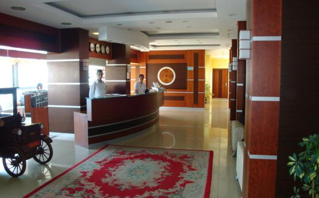 Фото отеля Lara Hotel