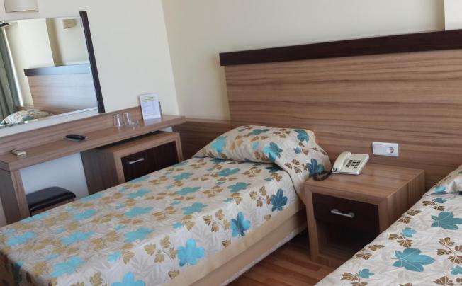 Фото отеля Lara Hotel