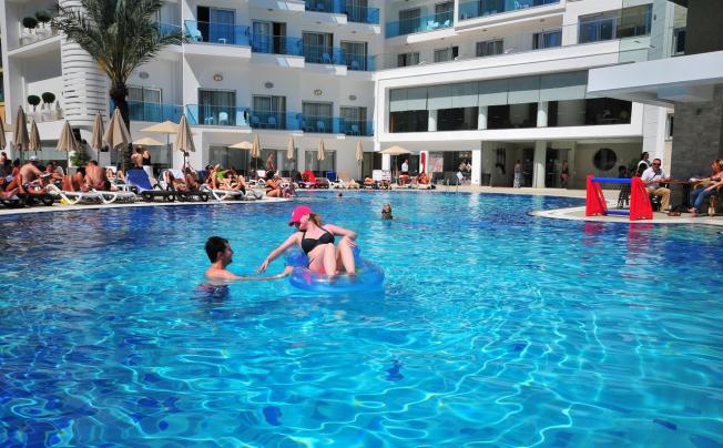 Фото отеля Blue Bay Platinum Hotel