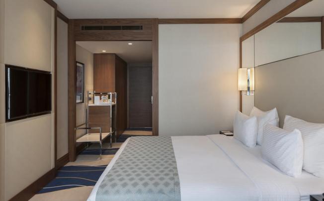 Фото отеля Elite World Asia Hotel