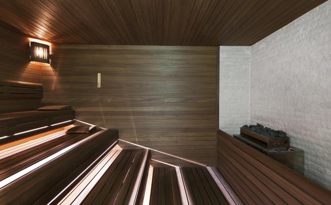 Фото отеля Elite World Asia Hotel