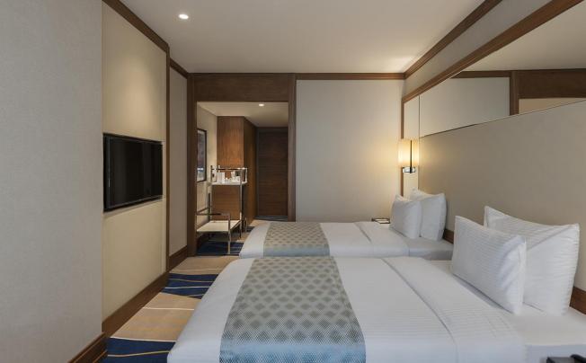 Фото отеля Elite World Asia Hotel