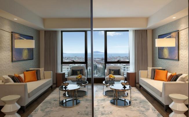Фото отеля Elite World Asia Hotel