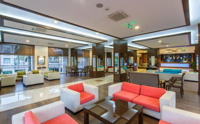 Фото отеля Lucida Beach Hotel