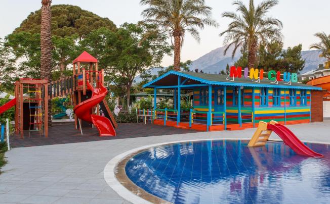 Фото отеля Lucida Beach Hotel