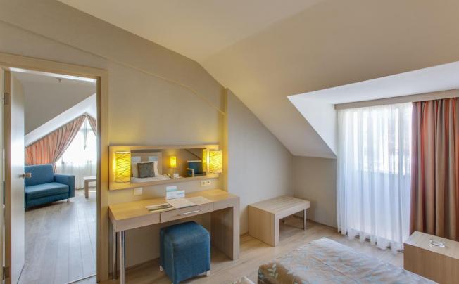 Фото отеля Lucida Beach Hotel