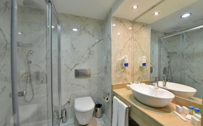 Фото отеля Lucida Beach Hotel