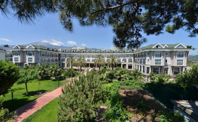 Фото отеля Lucida Beach Hotel
