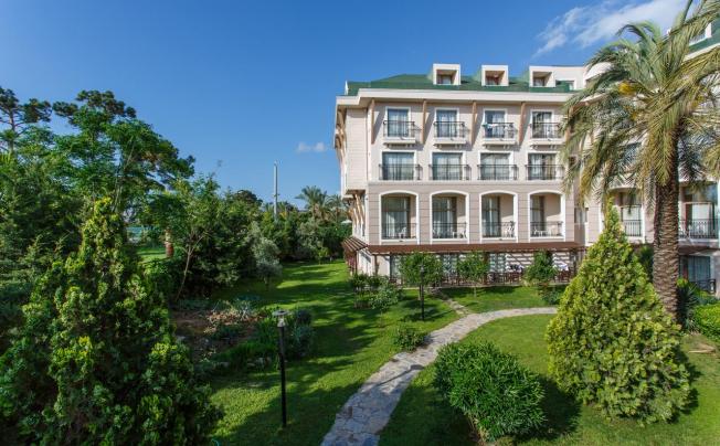 Фото отеля Lucida Beach Hotel