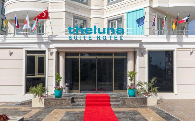 Фото отеля Theluna Suite Hotel