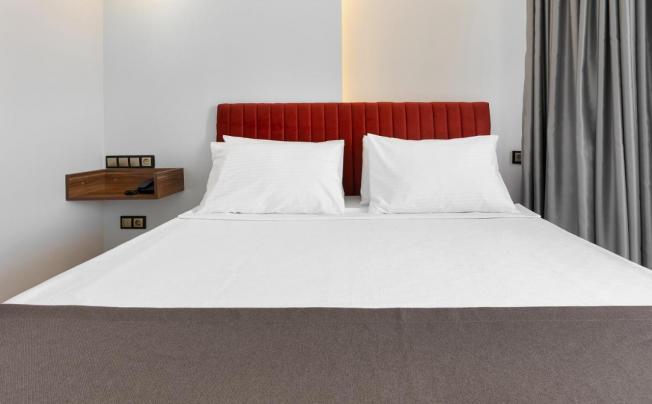 Фото отеля THELUNA SUITE HOTEL