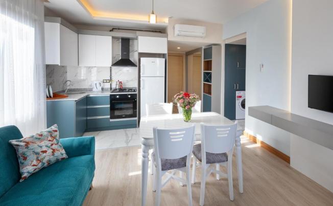 Фото отеля THELUNA SUITE HOTEL