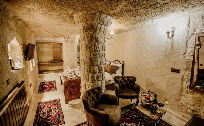 Фото отеля Romantic Cave Hotel