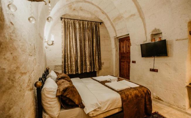 Фото отеля Romantic Cave Hotel