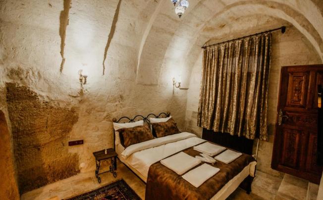 Фото отеля Romantic Cave Hotel