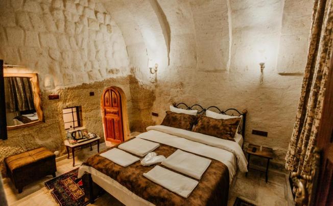 Фото отеля Romantic Cave Hotel