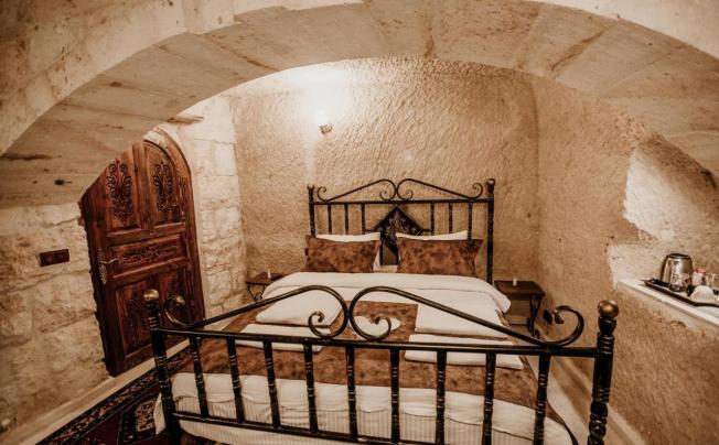 Фото отеля Romantic Cave Hotel