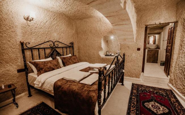Фото отеля Romantic Cave Hotel