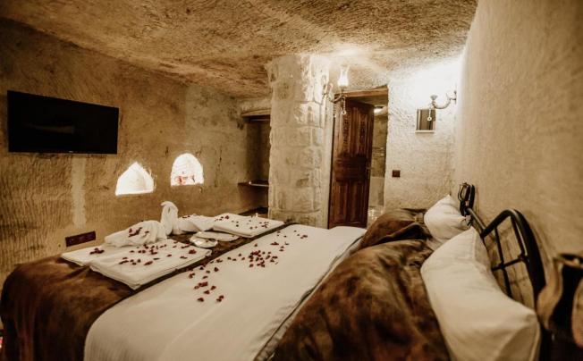 Фото отеля Romantic Cave Hotel