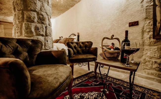 Фото отеля Romantic Cave Hotel