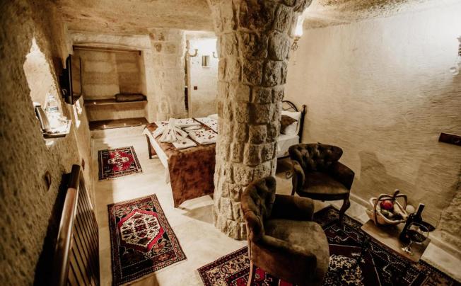 Фото отеля Romantic Cave Hotel