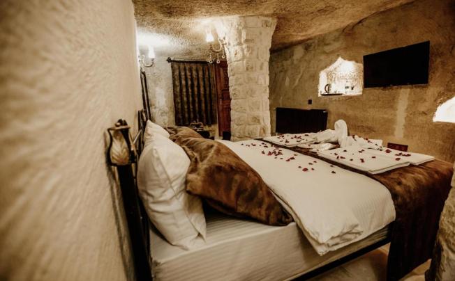 Фото отеля Romantic Cave Hotel
