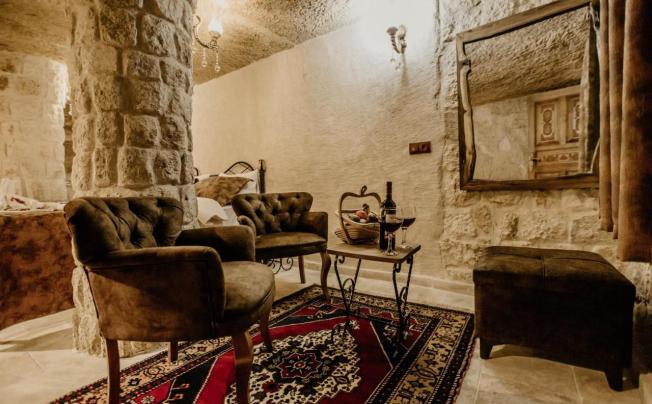 Фото отеля Romantic Cave Hotel