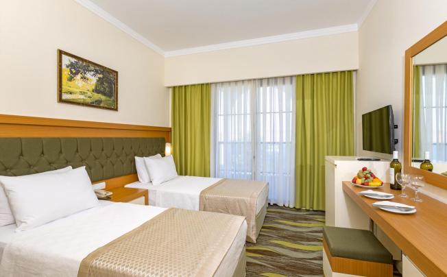 Фото отеля Forest park hotel