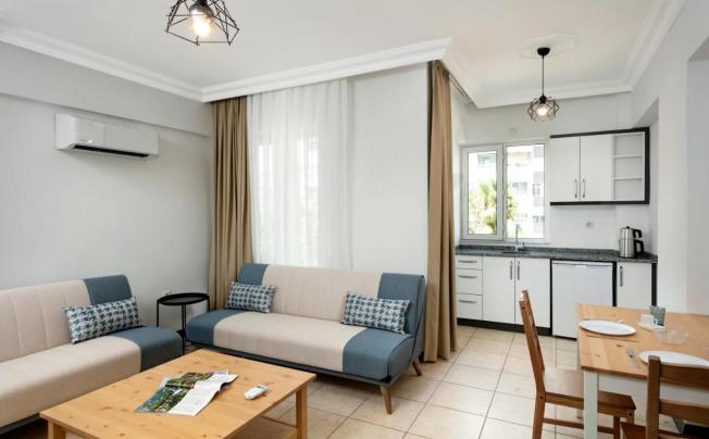Фото отеля OTIUM BOUTIQUE HAPPY SUITES 