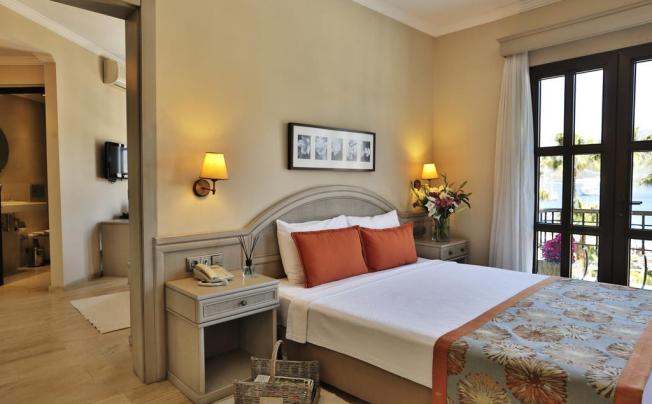 Фото отеля Torbahan hotel