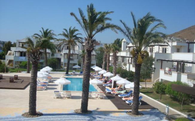 Фото отеля SEA AND YOU BEACH RESORT