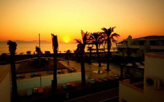 Фото отеля SEA AND YOU BEACH RESORT