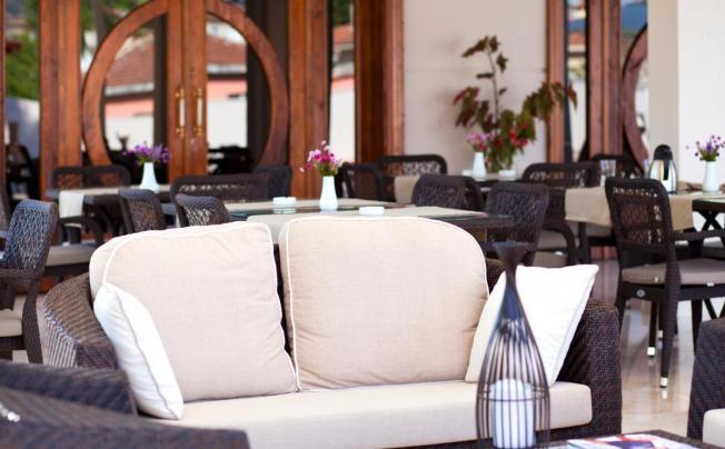 Фото отеля BOUTIQUE HOTEL MONTANA