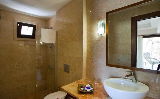 Фото отеля BOUTIQUE HOTEL MONTANA