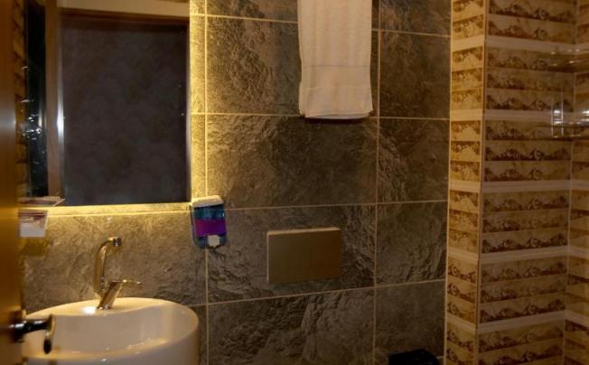 Фото отеля Senyor Garden Hotel