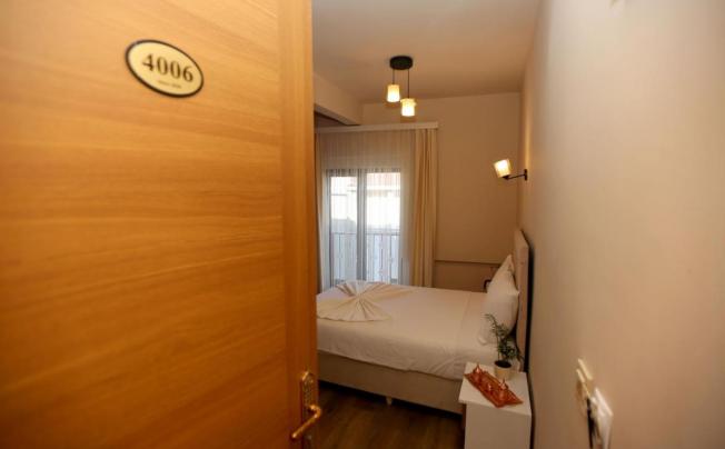 Фото отеля Senyor Garden Hotel